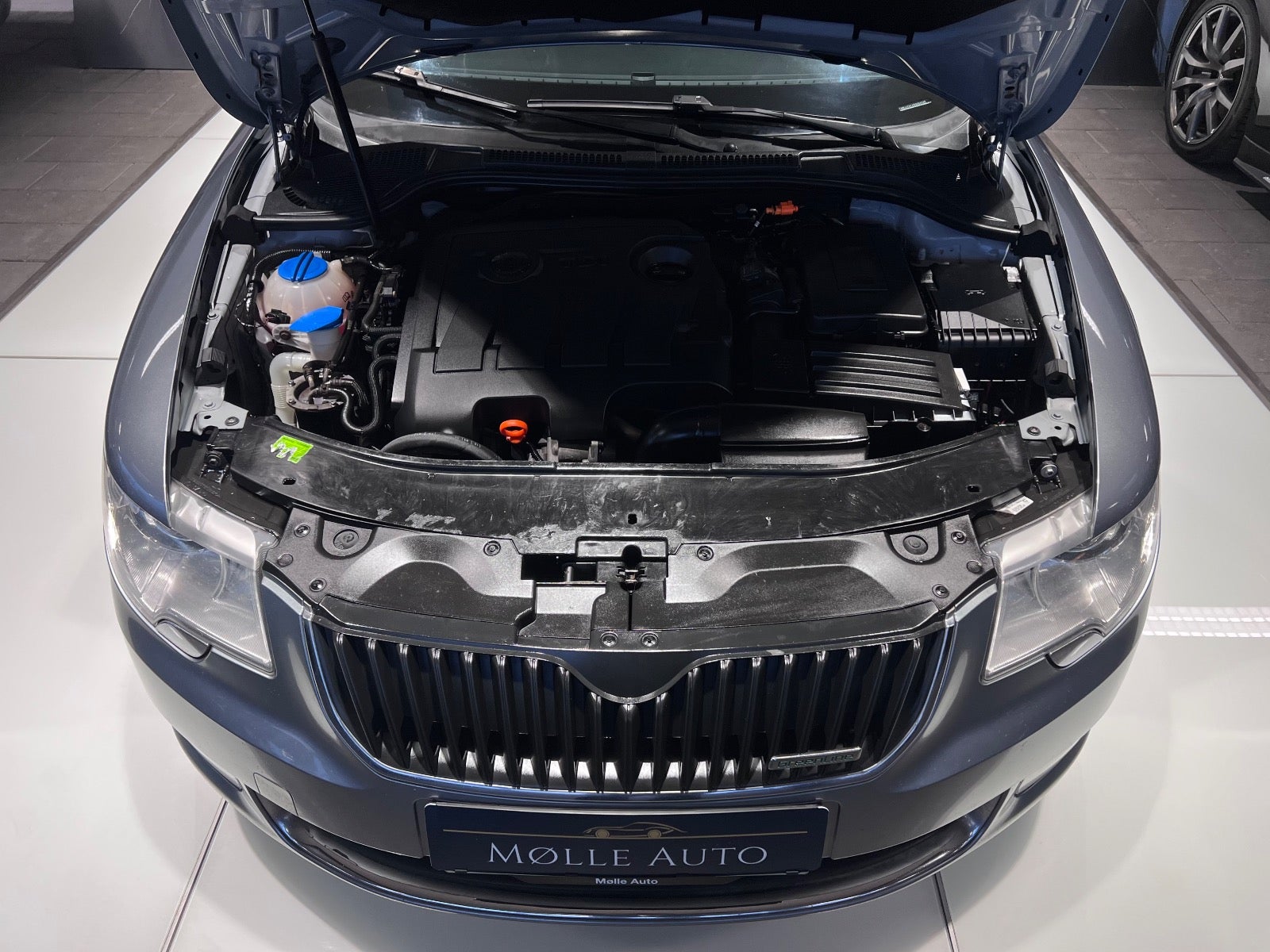 Billede af Skoda Superb 1,6 TDi 105 Elegance Combi GreenLine