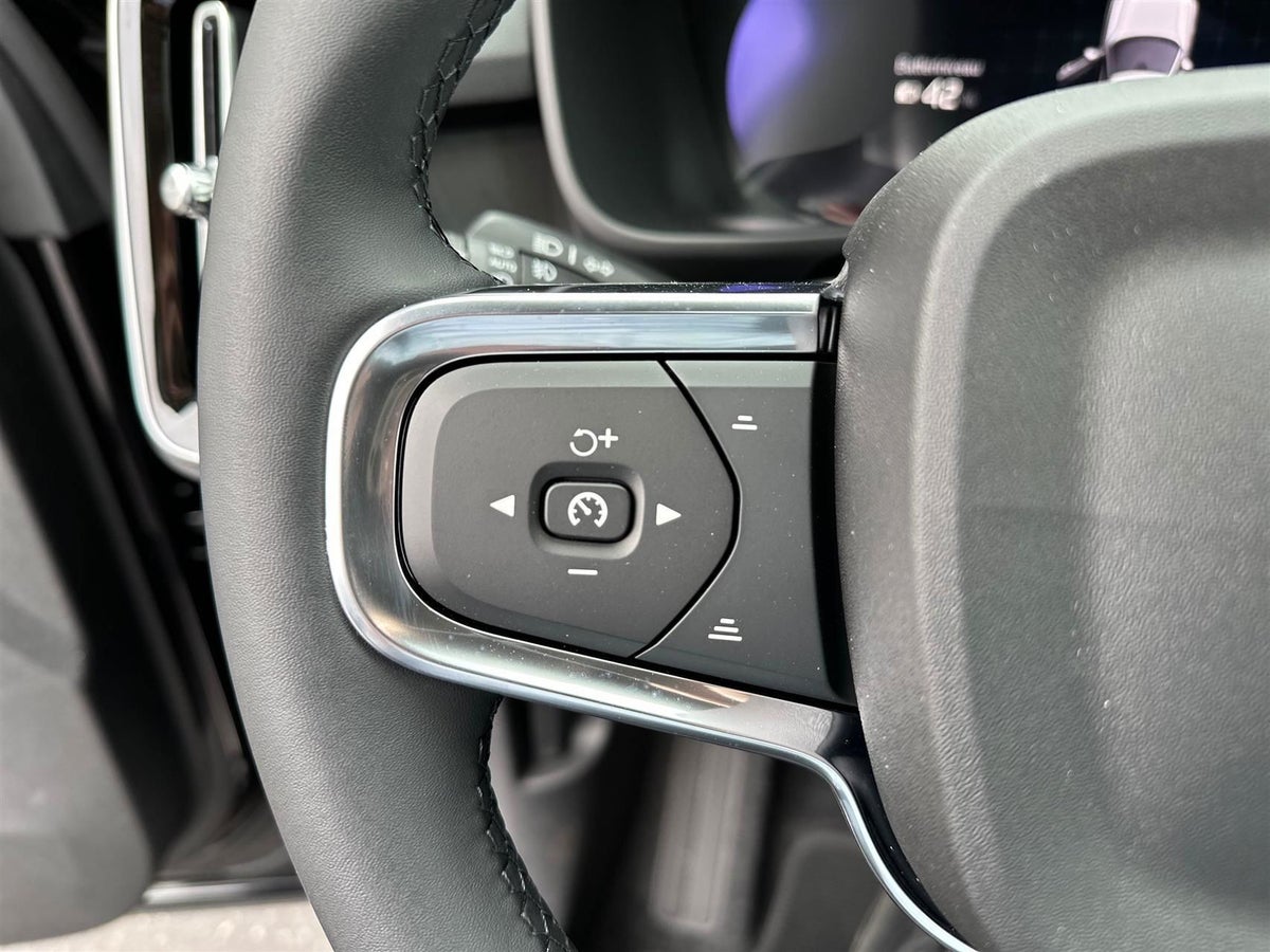 Volvo EX40 Extended Range Black Edition Excess billede 20