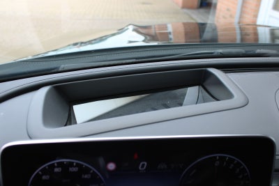Mercedes C300 e AMG Line stc. aut.