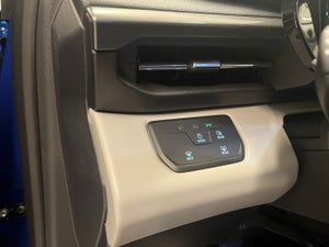Ford Explorer Select Extended Range