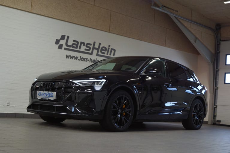 Audi e-tron Black Edition S-line quattro