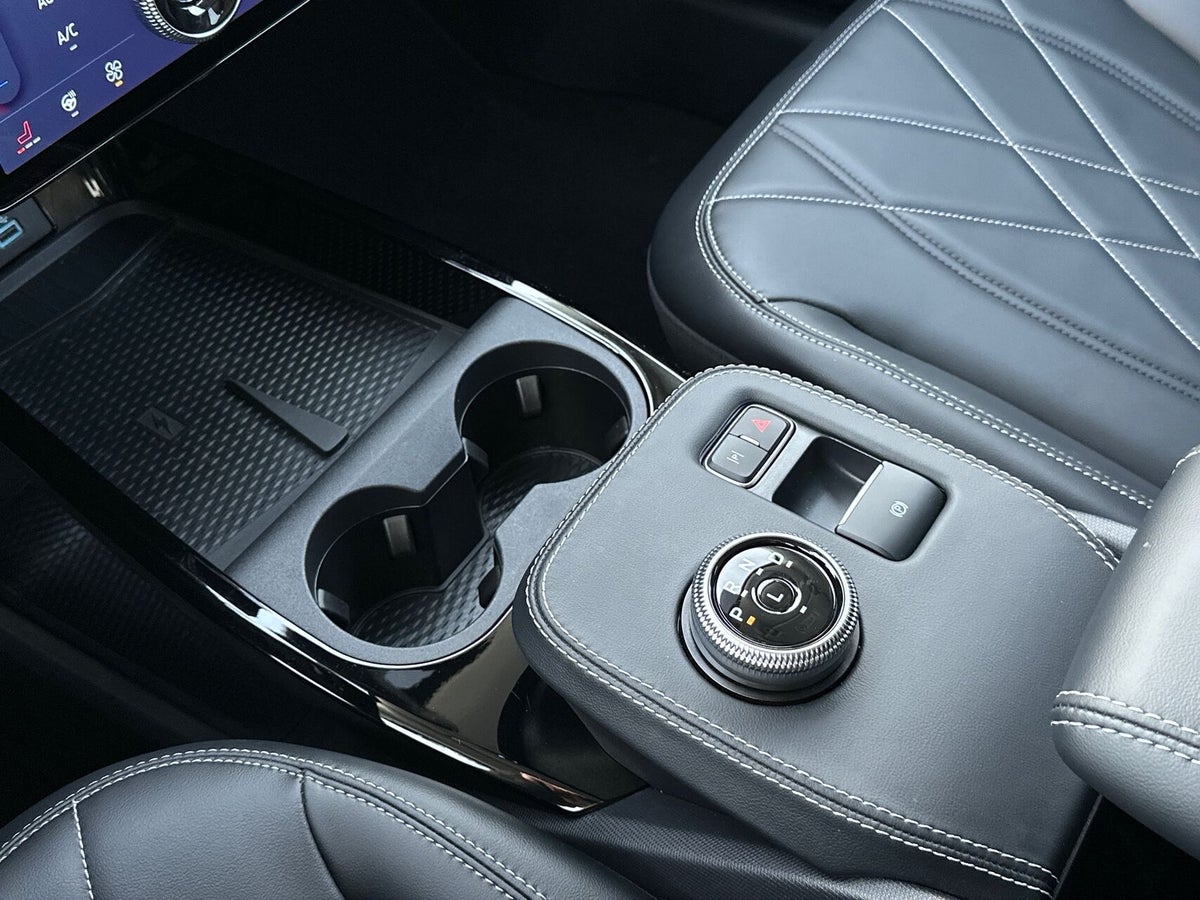 Ford Mustang Mach-E Standard Range billede 15