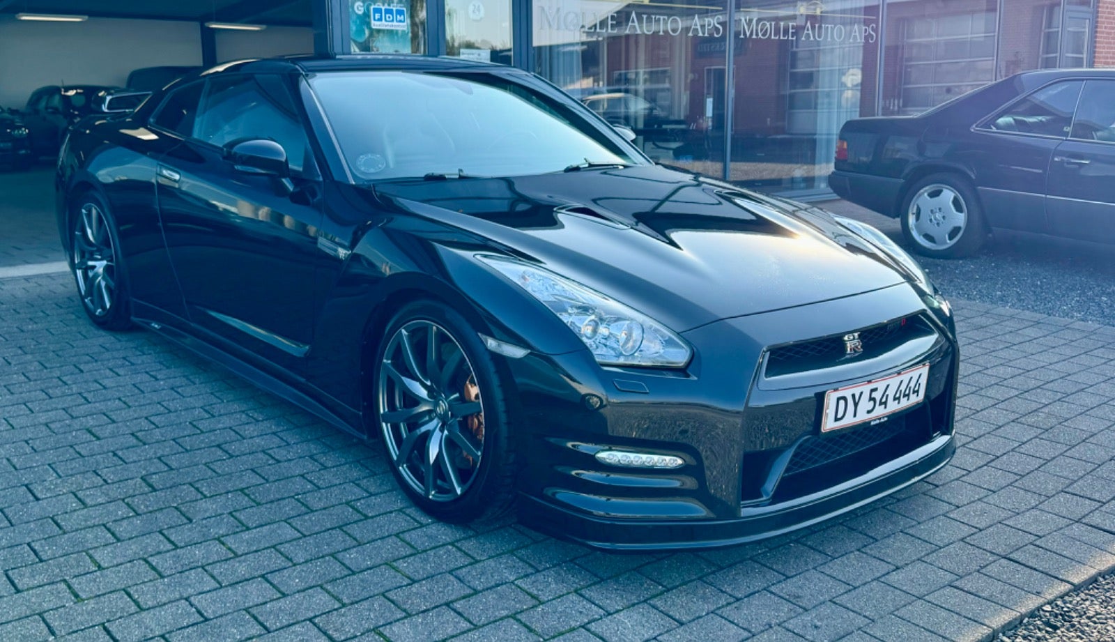 Nissan GT-R 3,8 V6 Black Edition aut.