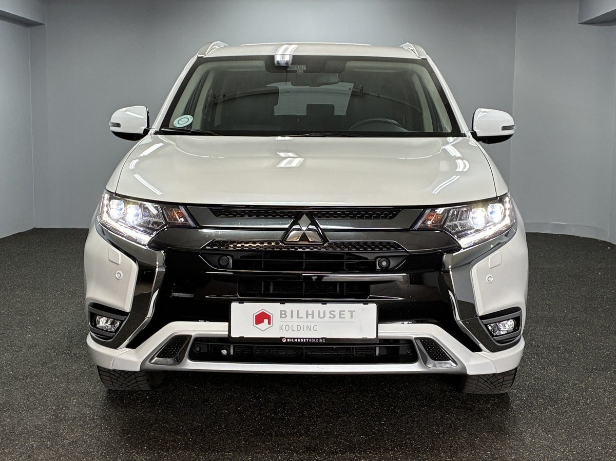 Billede af Mitsubishi Outlander 2,4 PHEV Intense CVT 4WD