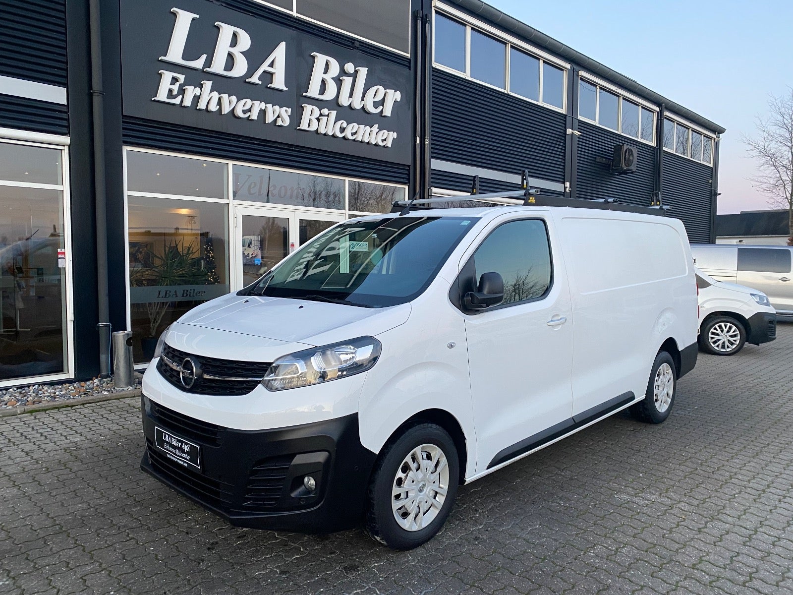 Opel Vivaro D 122 Enjoy L3V2 aut.