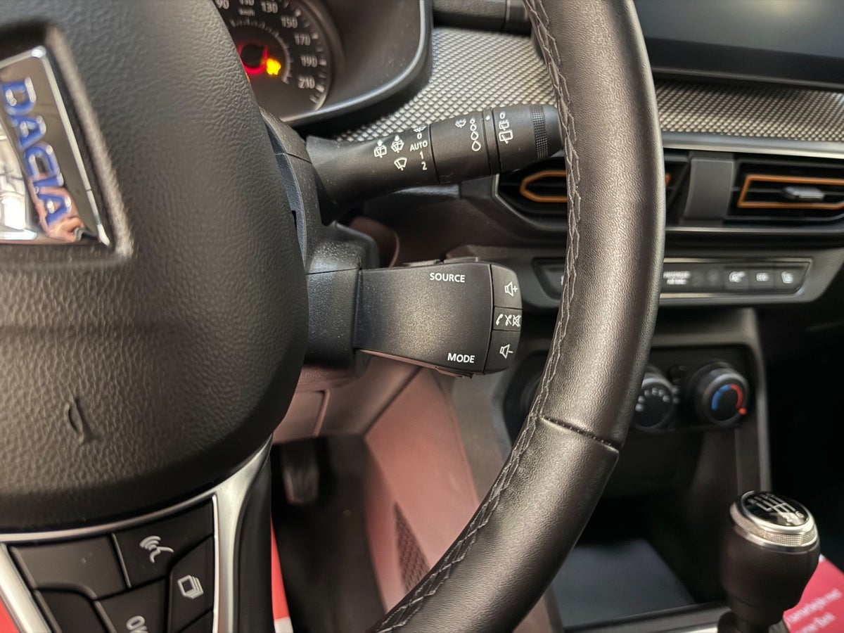 Dacia Sandero Stepway TCe 90 Comfort Dacia Sandero Stepway TCe 90 Comfort