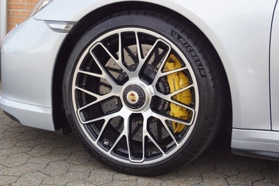 Porsche 911 Turbo S Coupé PDK