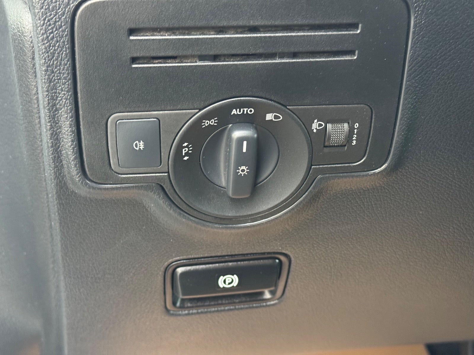 Billede af Mercedes Vito 114 2,0 CDi Kassevogn aut. L RWD