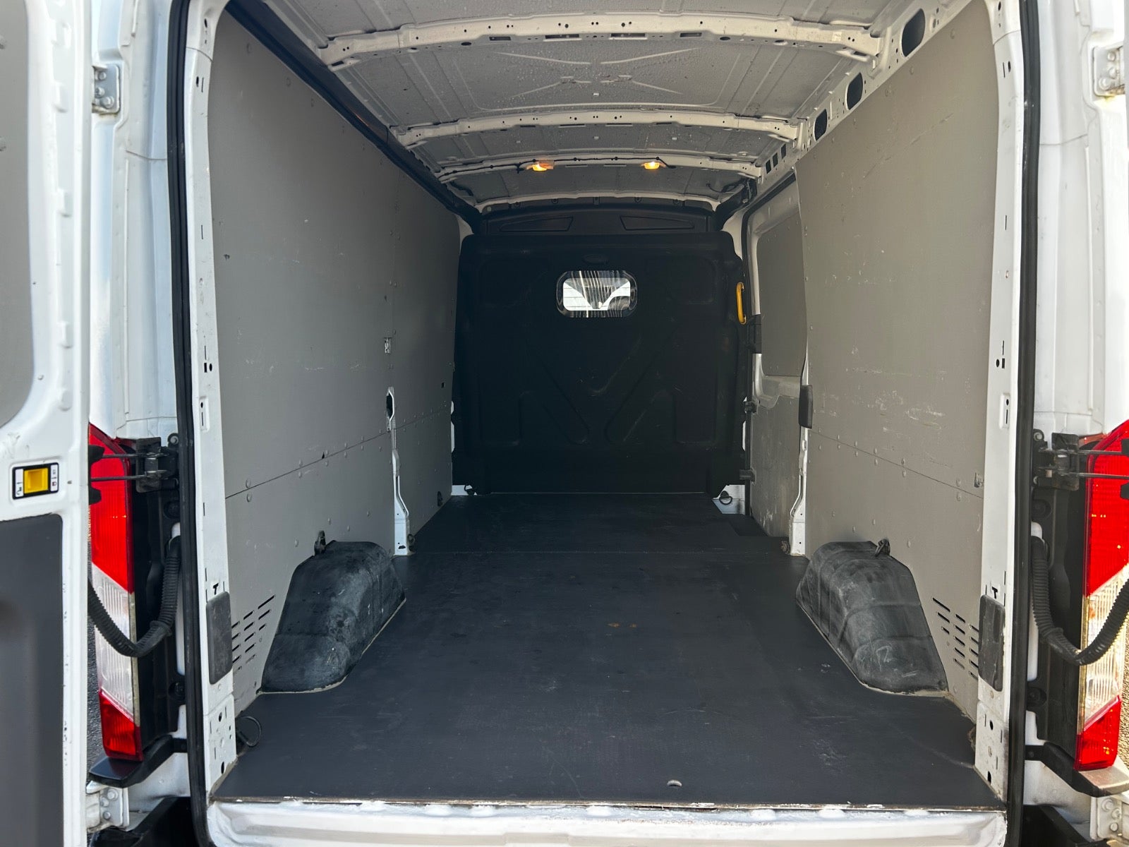 Billede af Ford Transit 350 L3 Van 2,0 TDCi 170 Trend aut. H2 RWD