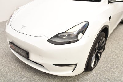 Tesla Model Y Long Range AWD