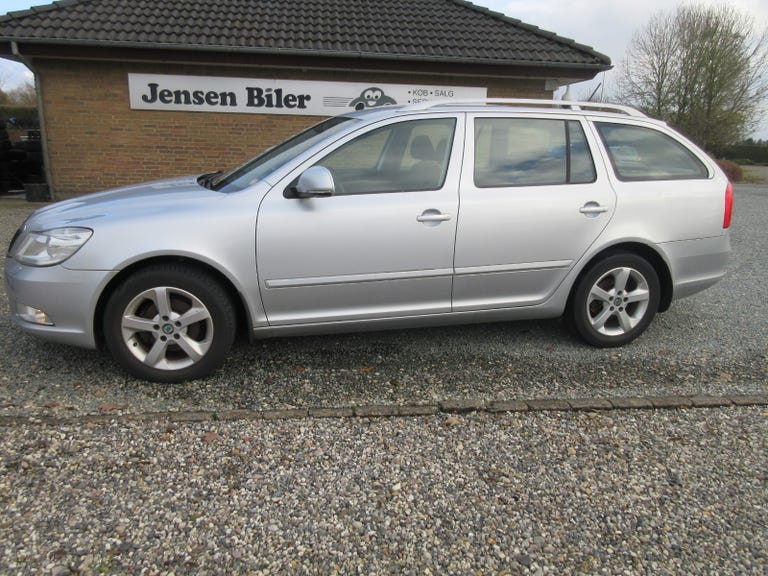 Skoda Octavia TSi 122 Elegance Combi GreenT