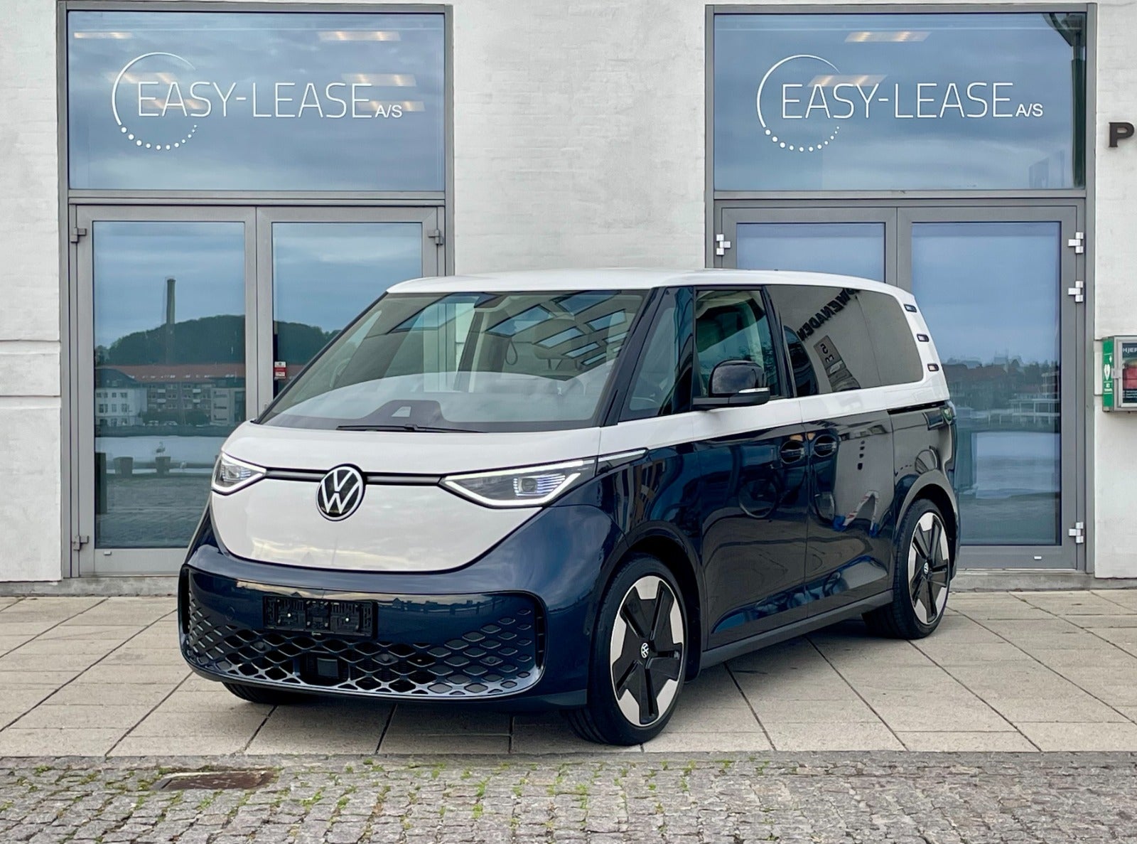 VW ID.Buzz 77 Style SWB