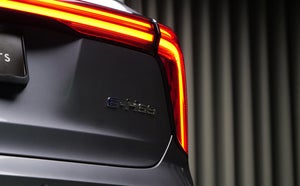 Hongqi E-HS9 Exclusive