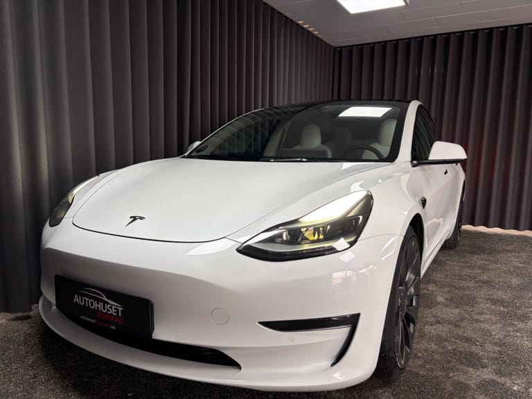Tesla Model 3 Performance AWD