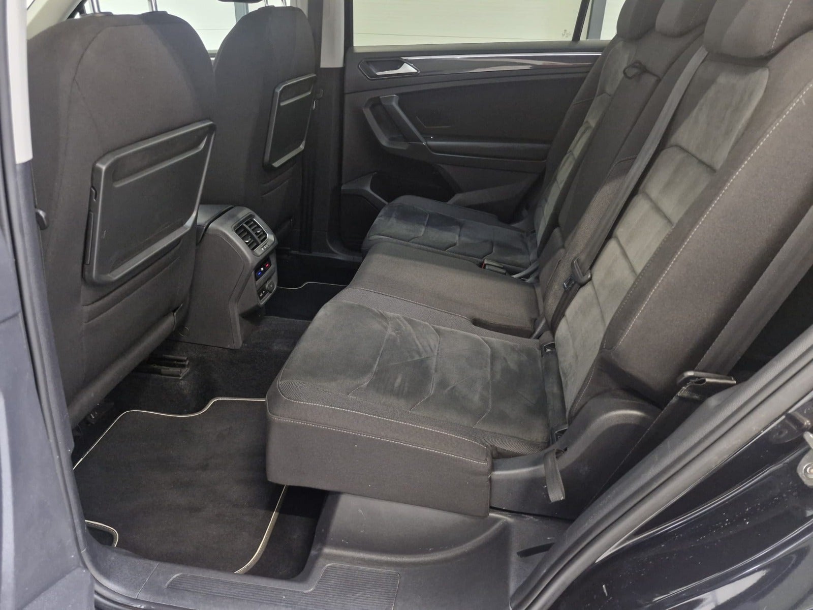 Billede af VW Tiguan Allspace 2,0 TSi 220 Highline DSG 4Motion 7prs