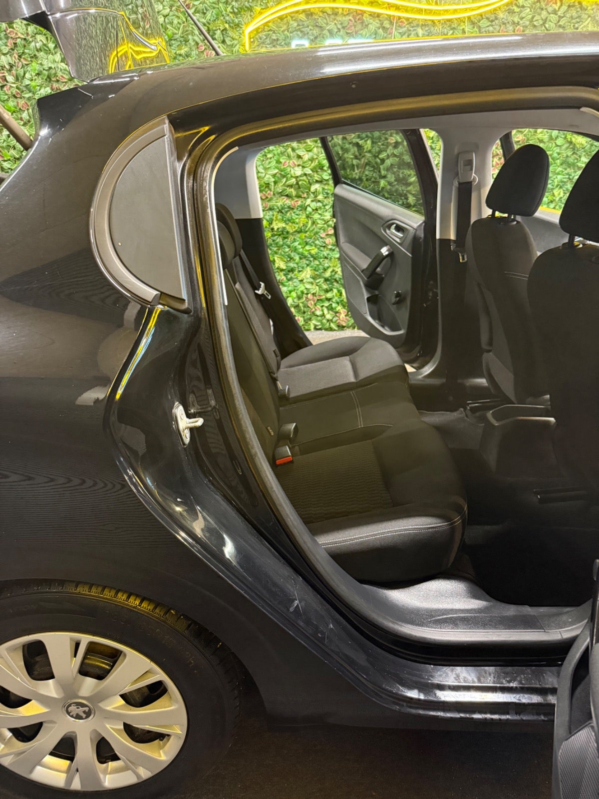 Billede af Peugeot 208 1,2 e-THP 110 Active
