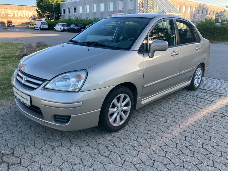 Suzuki Liana GLE