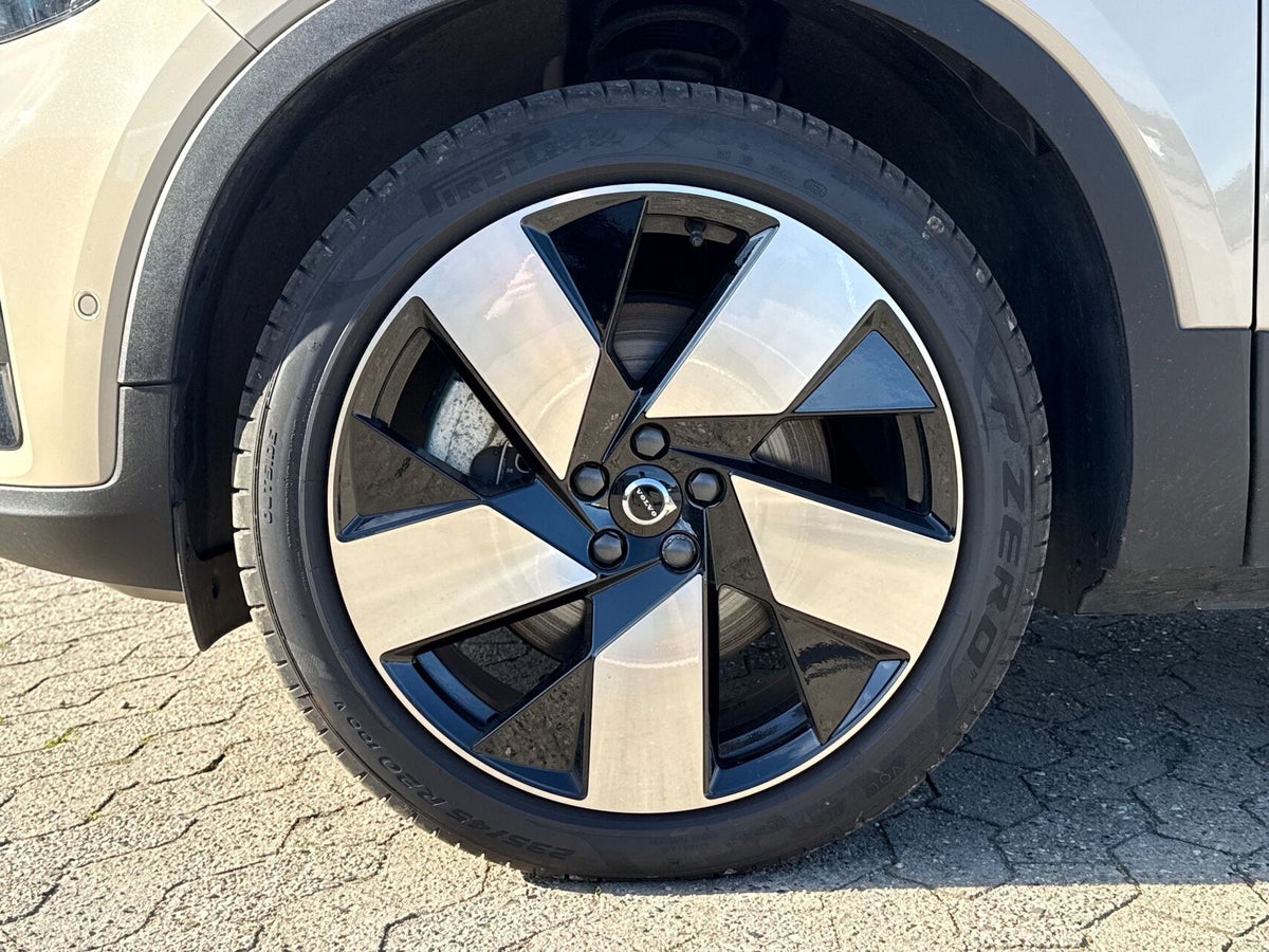 Volvo EX40 Extended Range Ultra billede 9