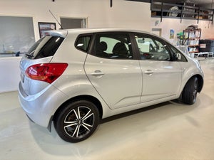 Kia Venga CRDi 90 Spring
