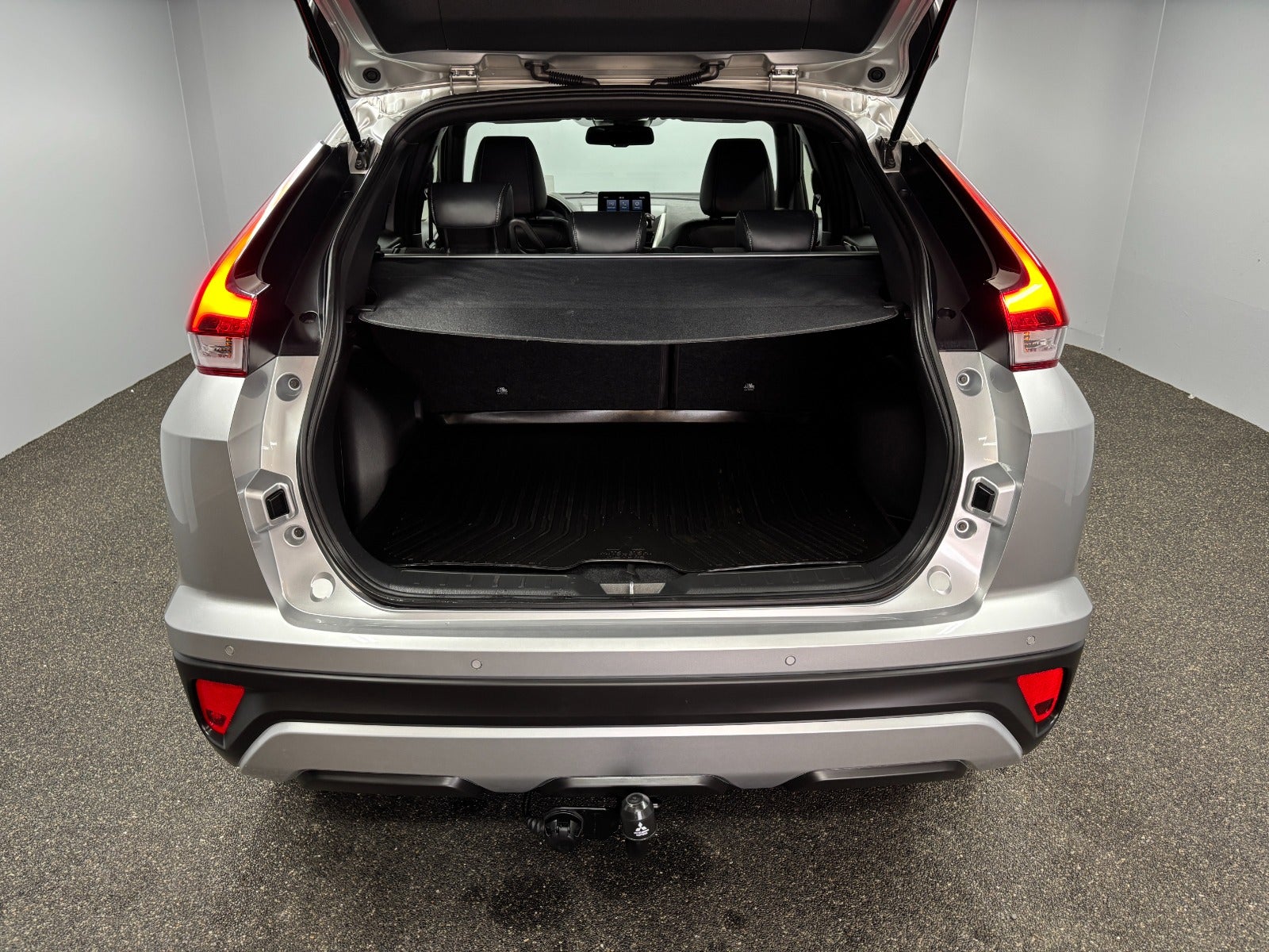 Billede af Mitsubishi Eclipse Cross 2,4 PHEV Intense CVT 4WD