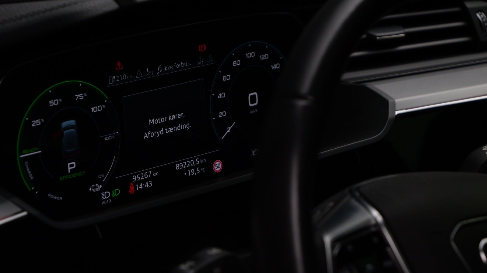 Audi e-tron S-line Sportback quattro