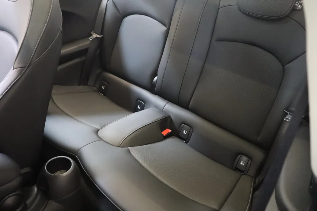 MINI Cooper SE Camden Edition