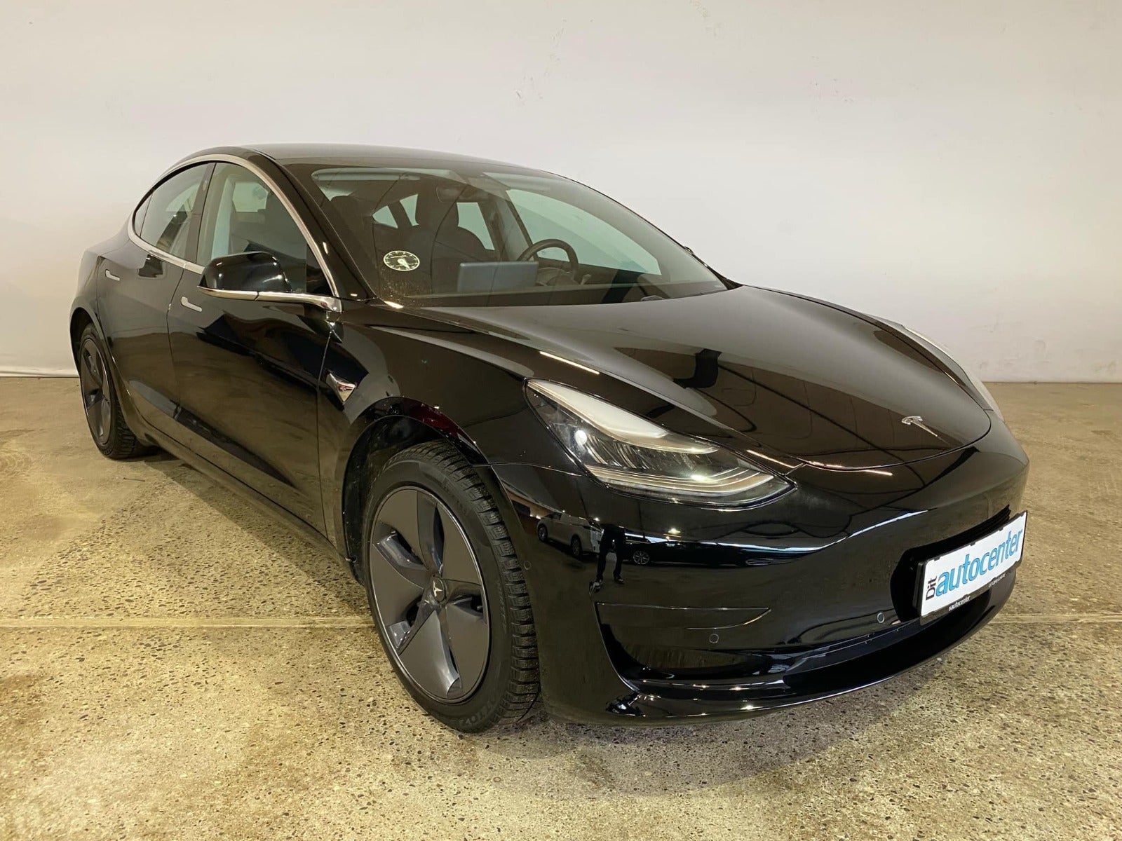 Tesla Model 3 Standard Range+ RWD