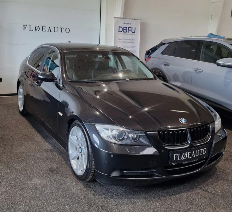 BMW 330i aut.
