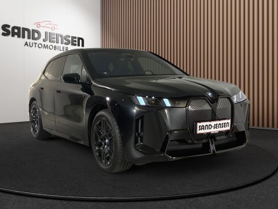 BMW iX xDrive45 M-Sport