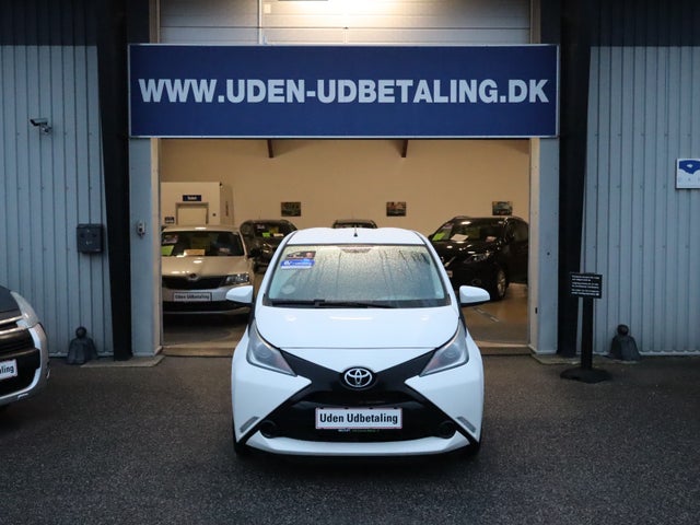 Toyota Aygo 1,0 VVT-i x-clusiv