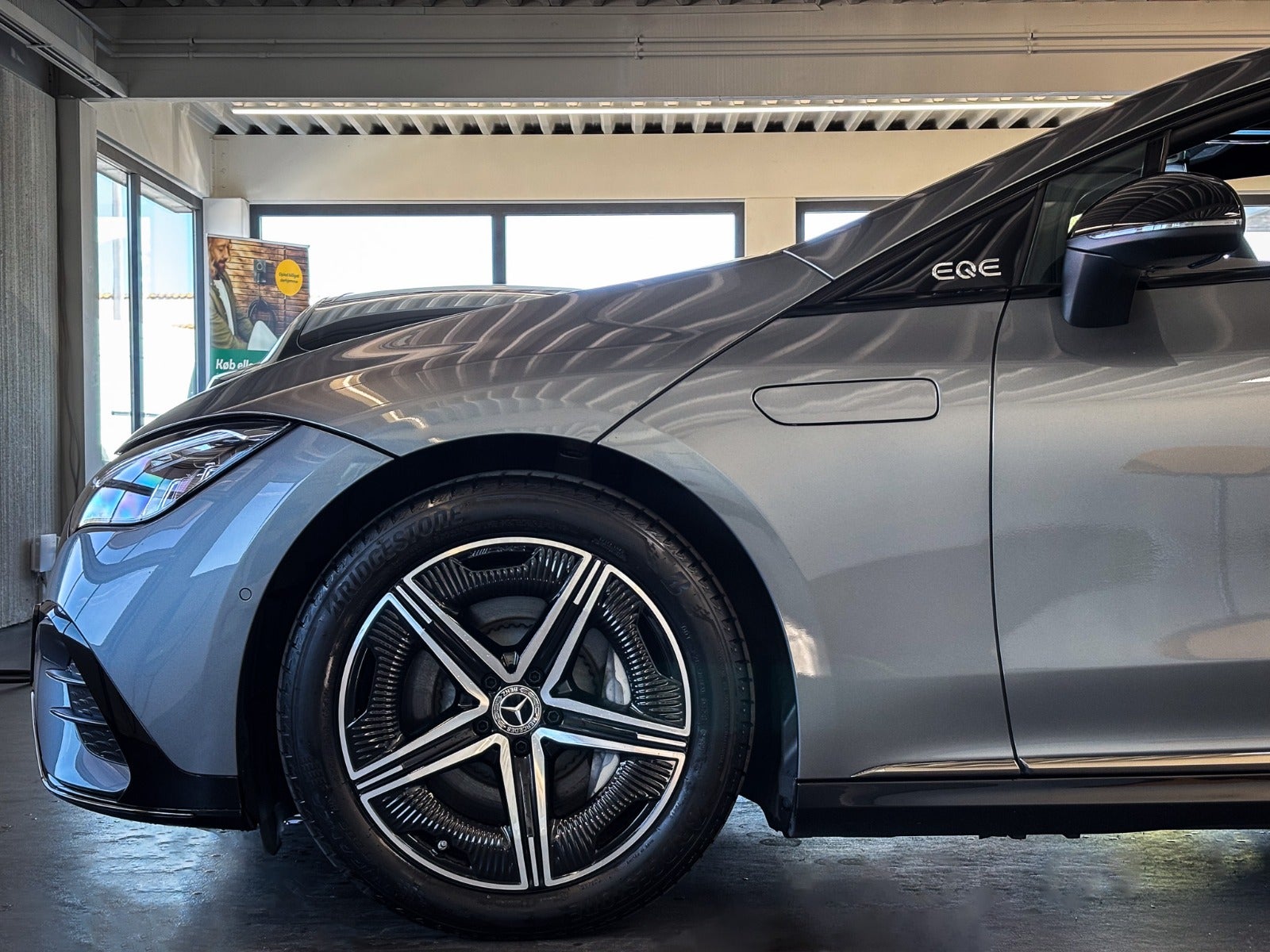 Billede af Mercedes EQE350  AMG Line