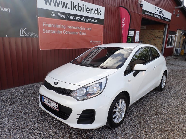 Kia Rio CVVT Base