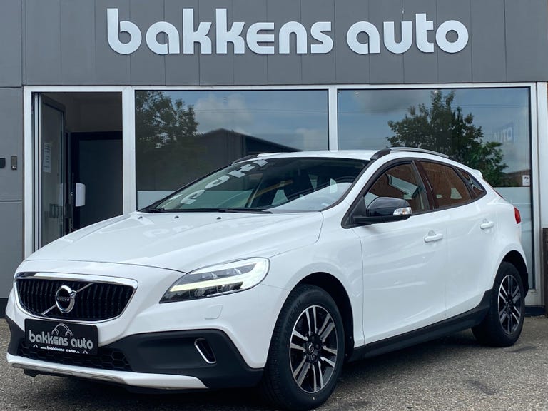 Volvo V40 CC T3 152 Kinetic aut.