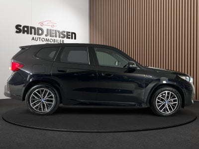 BMW iX1 eDrive20 M-Sport Premium