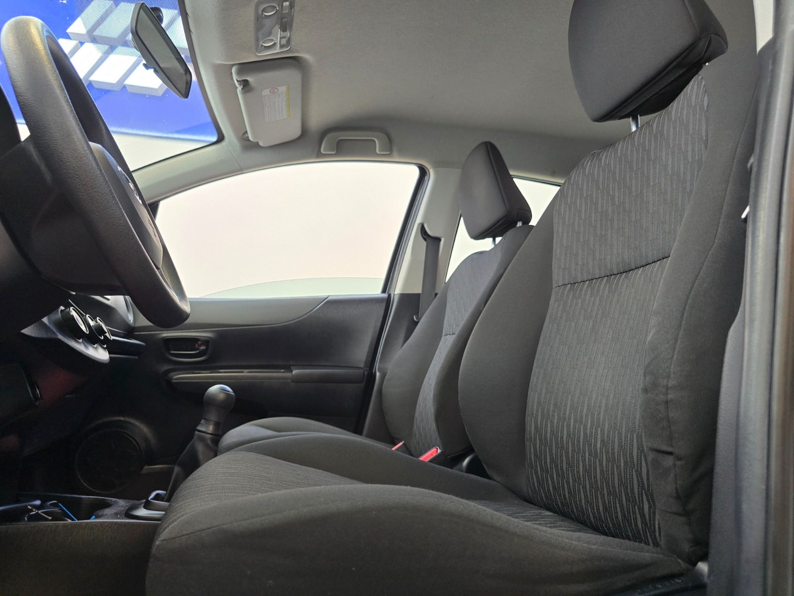 Billede af Toyota Yaris 1,0 VVT-i T1