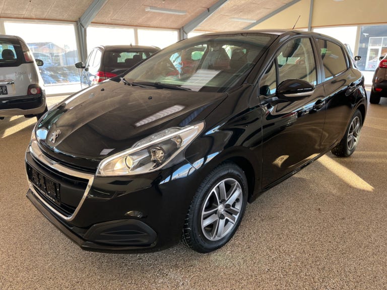 Peugeot 208 PureTech 82 Allure+