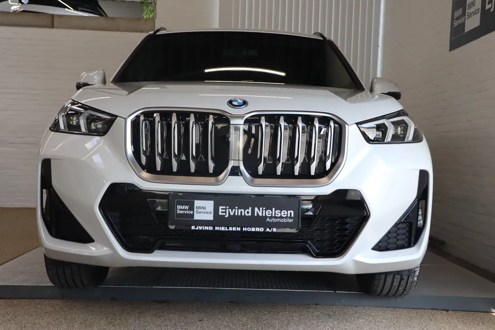 BMW iX1 xDrive30 Fully Charged M-Sport