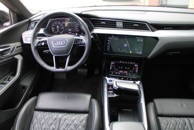 Audi e-tron S-line quattro