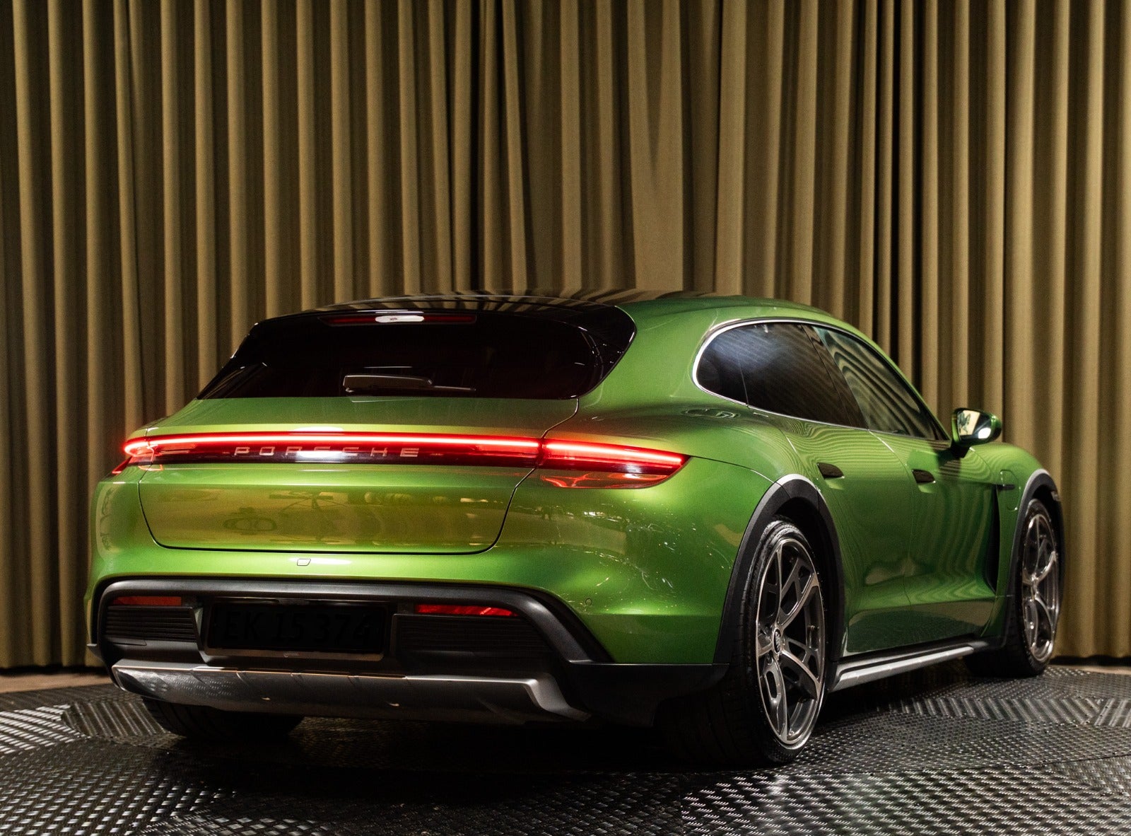 Billede af Porsche Taycan 4  Performance+ Cross Turismo