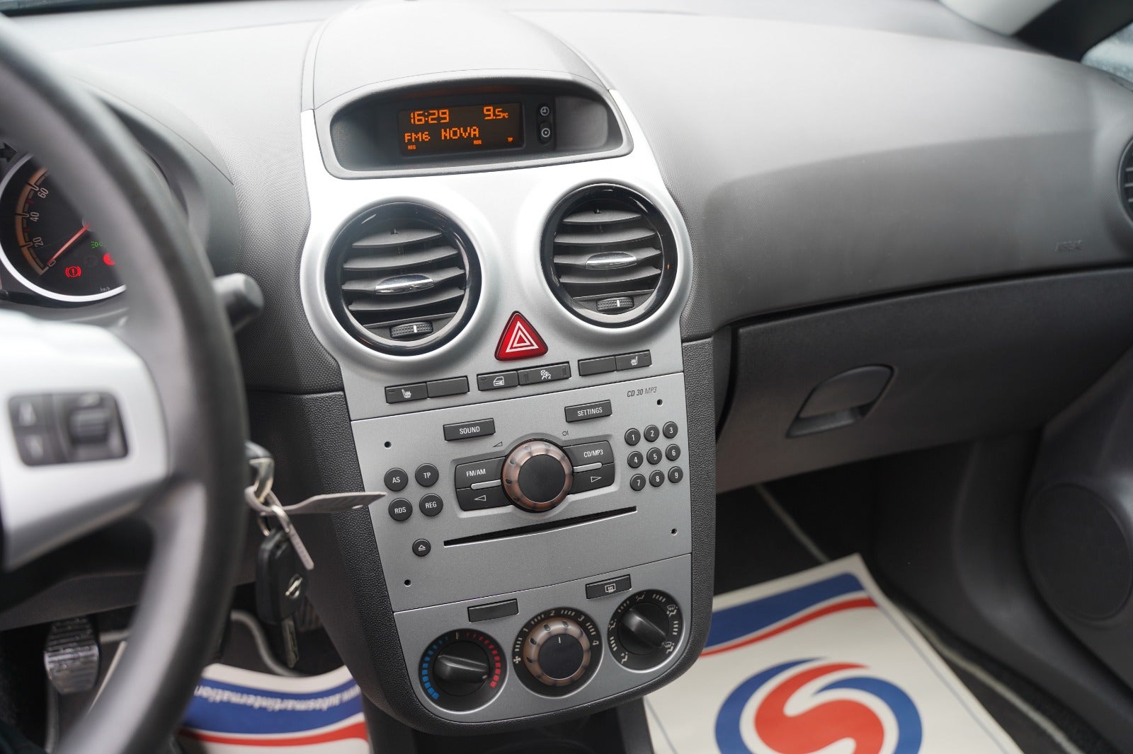 Billede af Opel Corsa 1,0 12V Edition