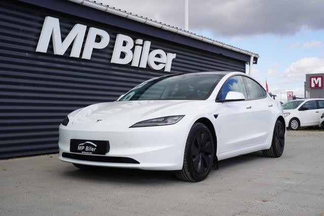 Tesla Model 3  RWD
