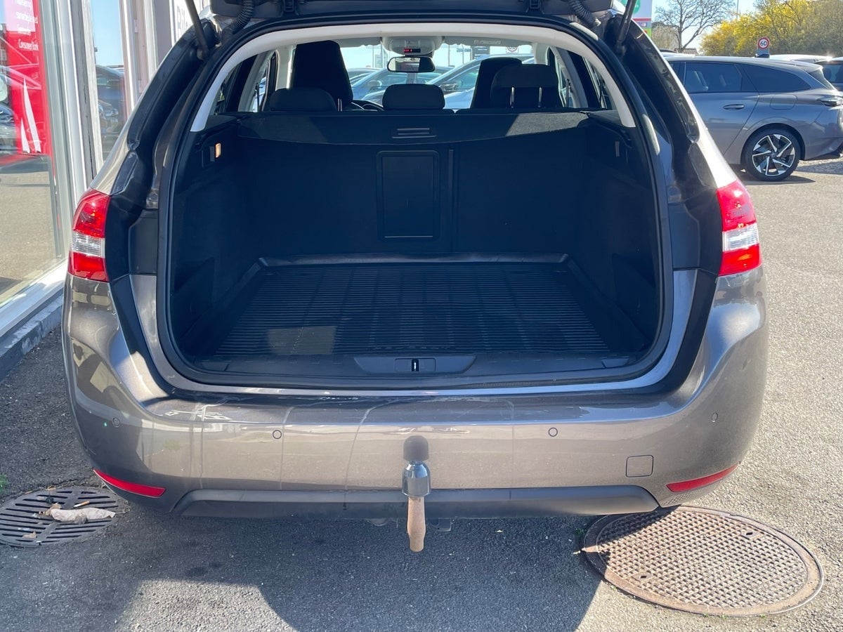 Billede af Peugeot 308 1,6 BlueHDi 120 Style SW