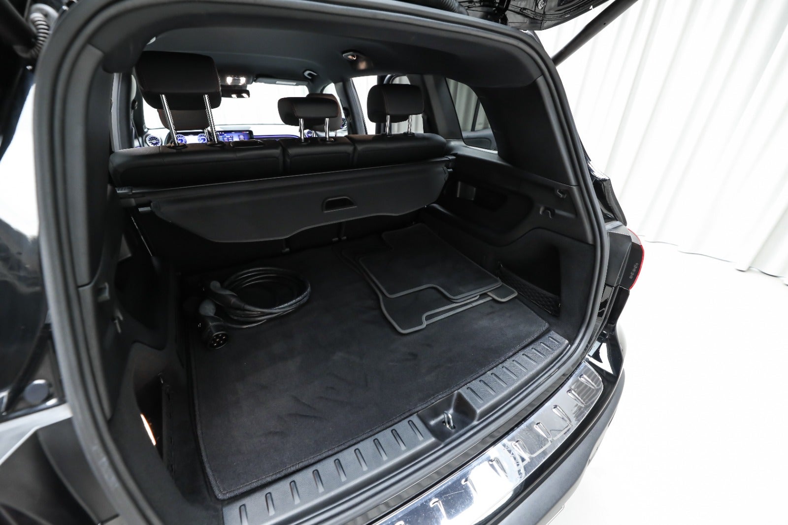 Mercedes-Benz EQB 250+