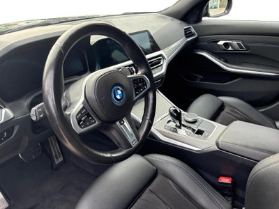 BMW 330e M-Sport aut. billede 2