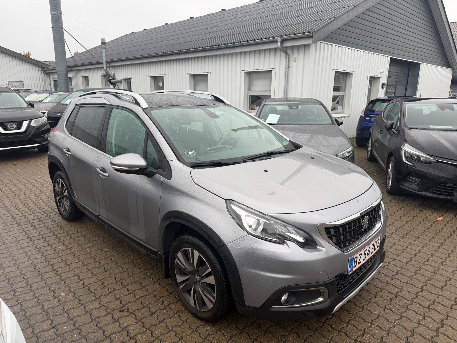 Peugeot 2008 BlueHDi 100 Allure Sky - billede 2