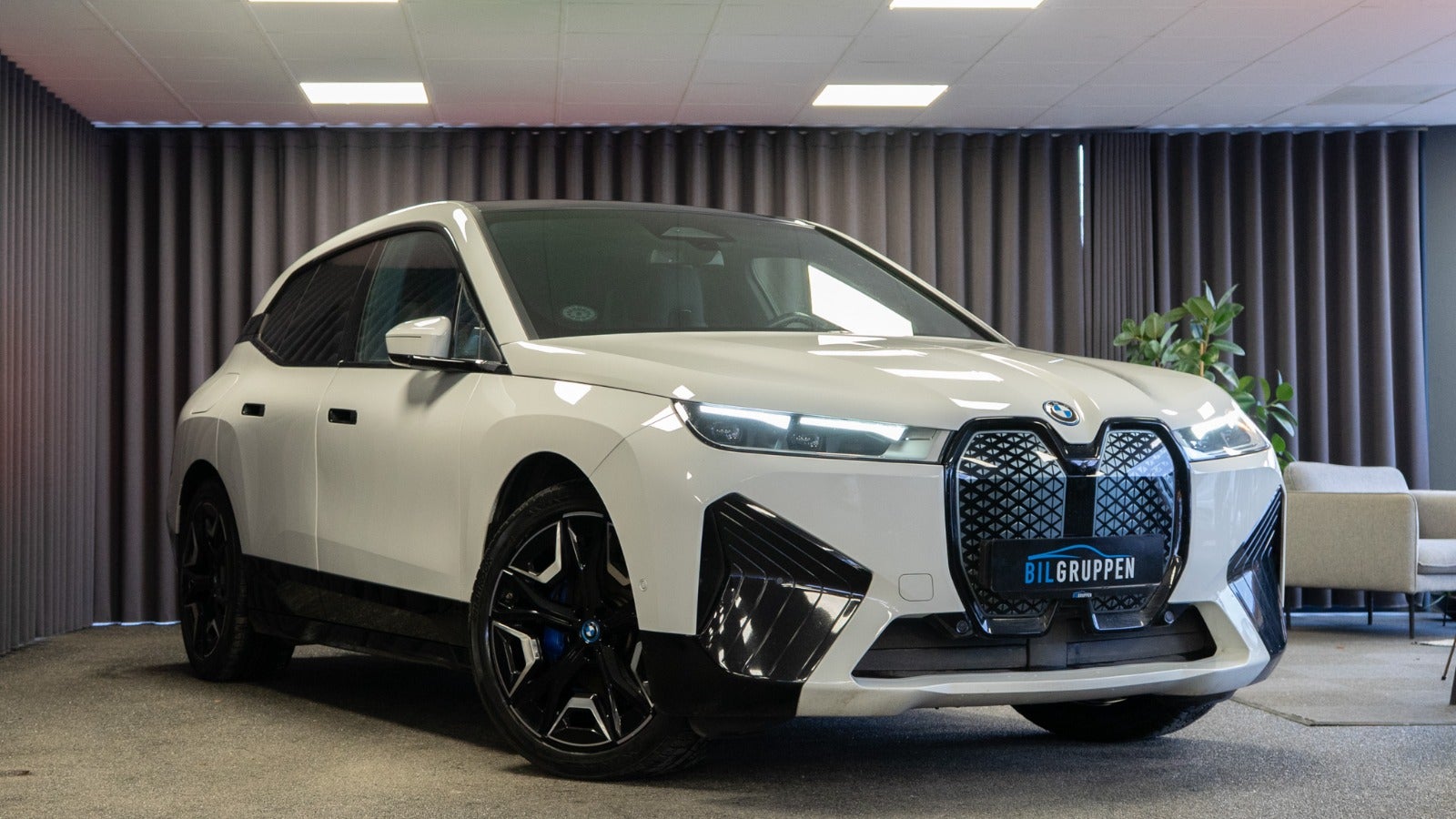 Billede af BMW iX  xDrive40 Sport