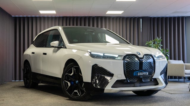 BMW iX  xDrive40 Sport