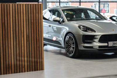 Mercedes EQE350