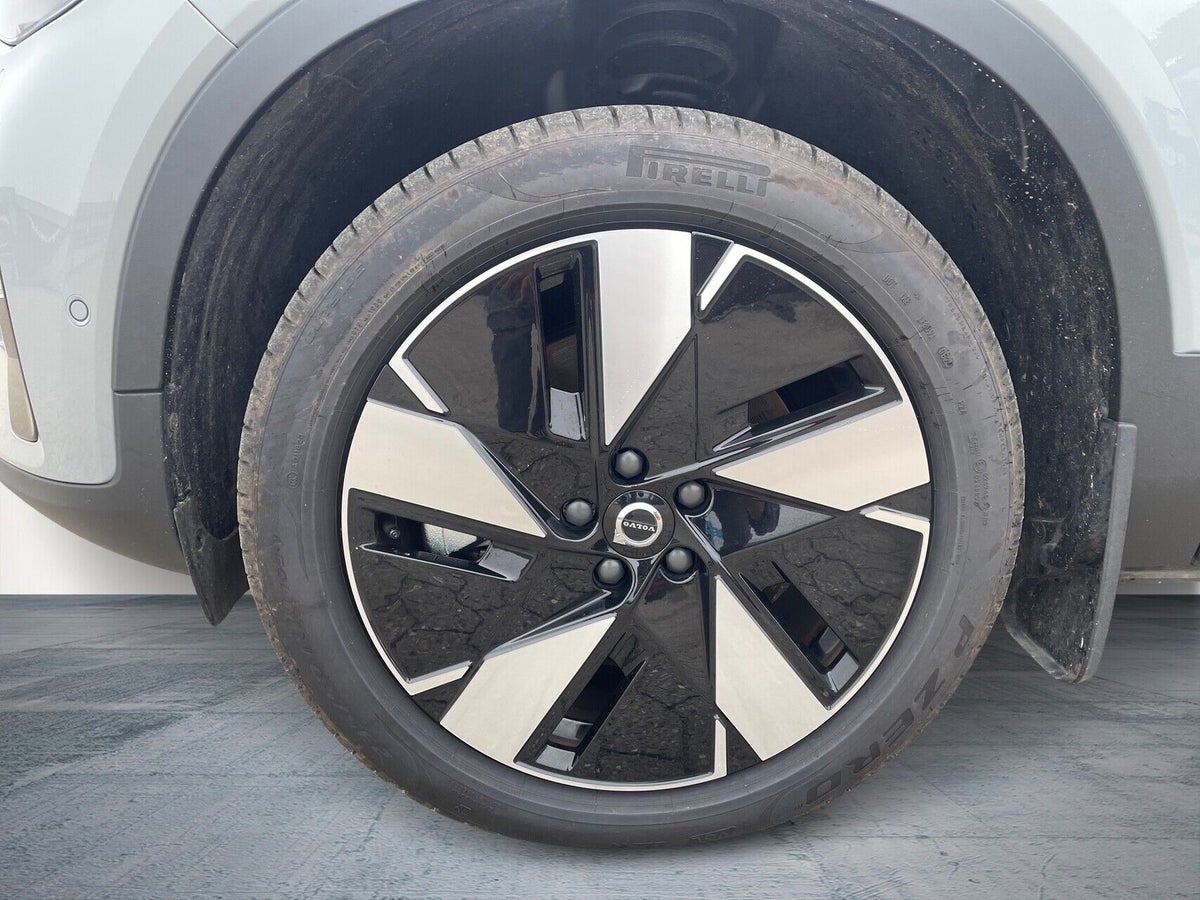 Volvo EX40 Extended Range Plus billede 9