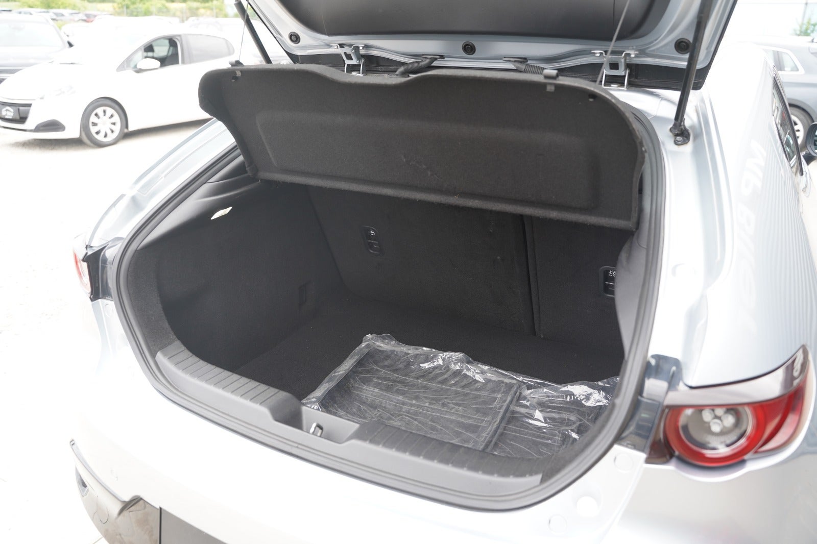 Billede af Mazda 3 1,8 SkyActiv-D 116 Sky aut.